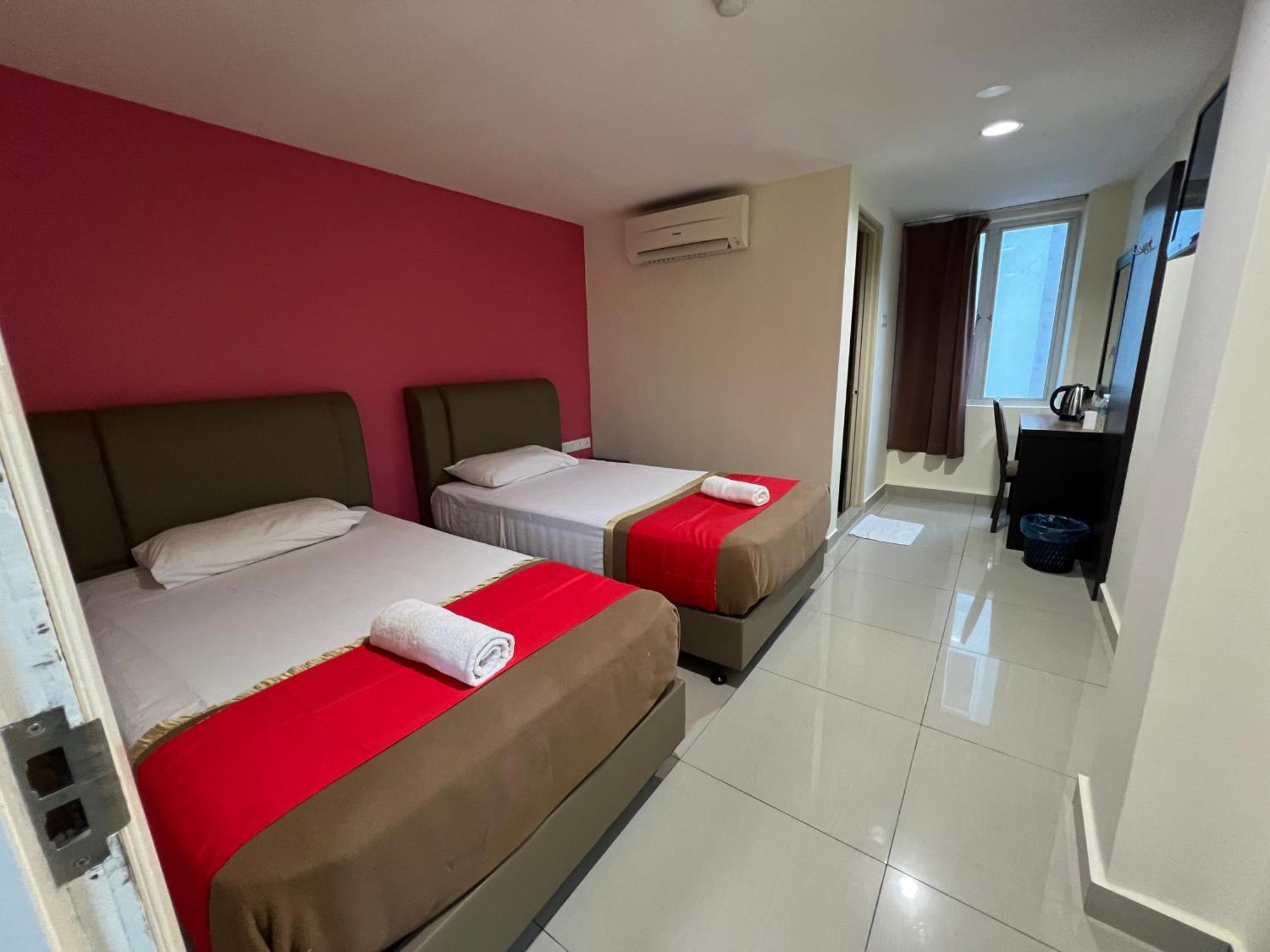 Deluxe Twin Room
