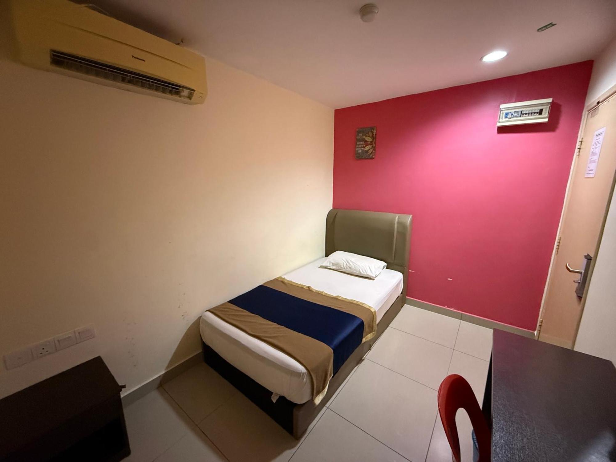 Standard Single Room